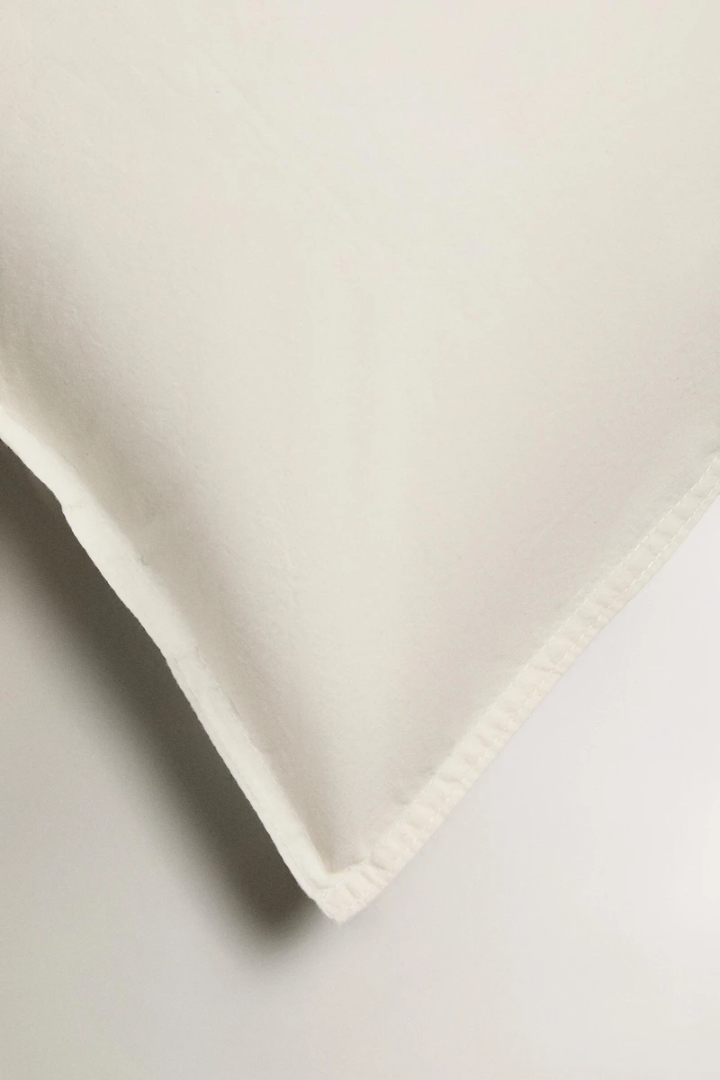SOLID COLOR CHILDREN’S PILLOWCASE