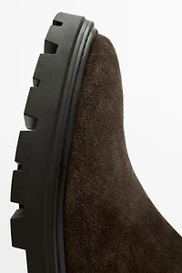 Bottines plates chelsea à semelle crantée