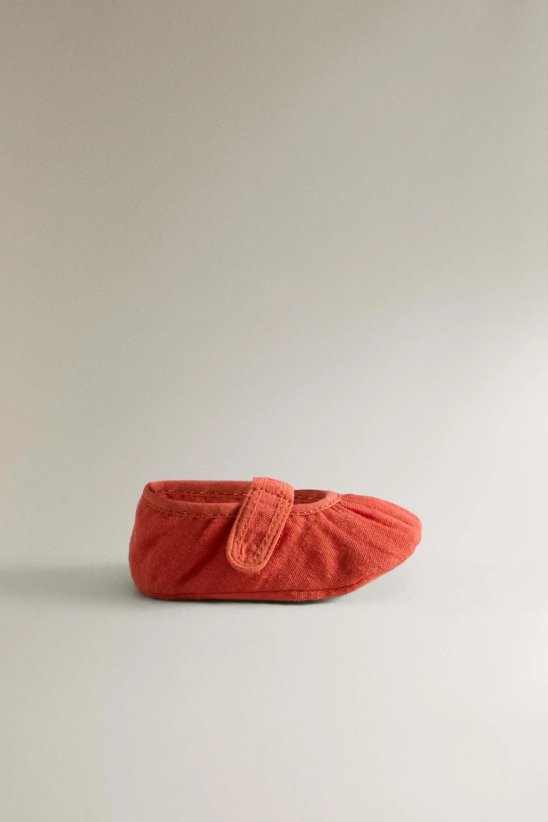 FABRIC BOOTIES