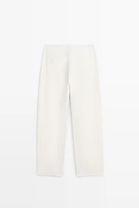 Linen trousers with darts