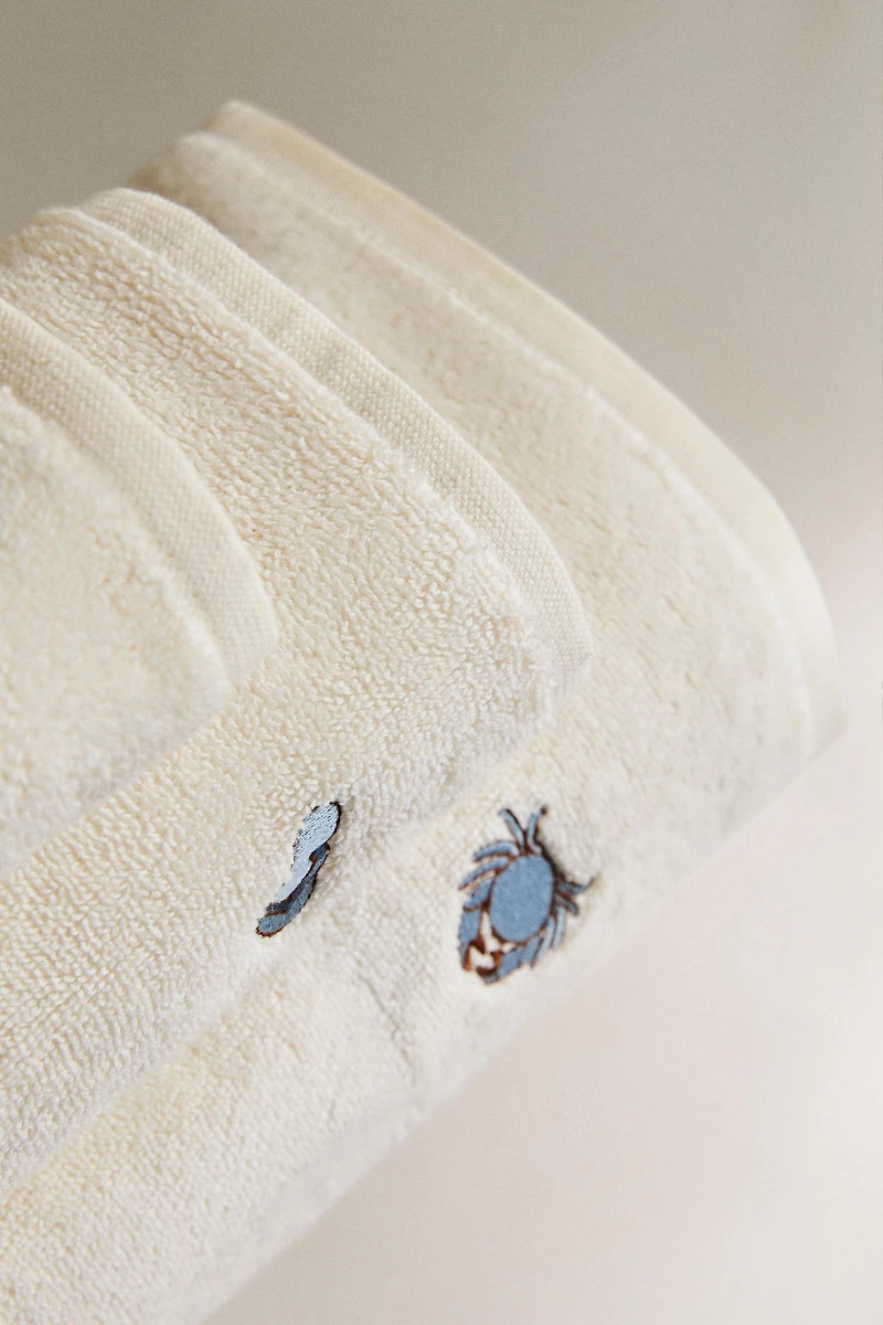 BEACH EMBROIDERY BATH TOWEL