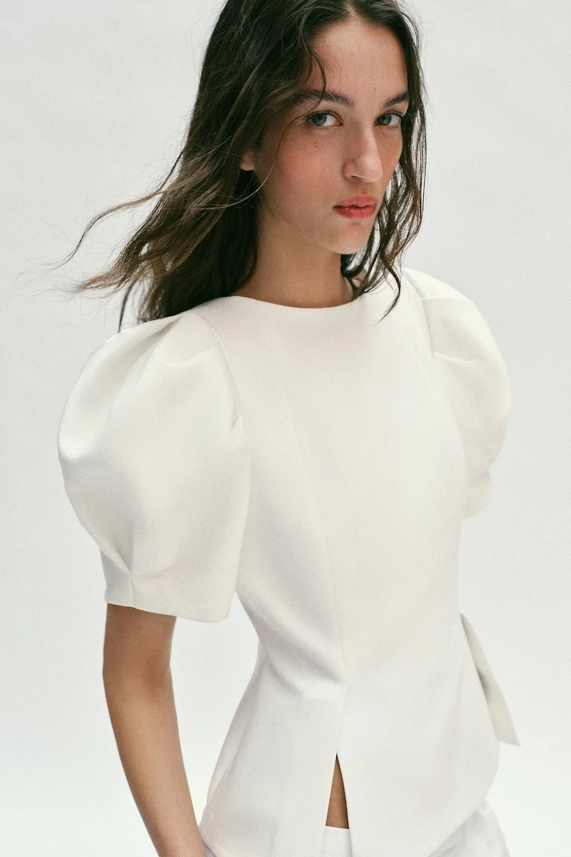 BALLOON SLEEVE TOP