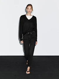 Mid-rise cropped slim fit jeans