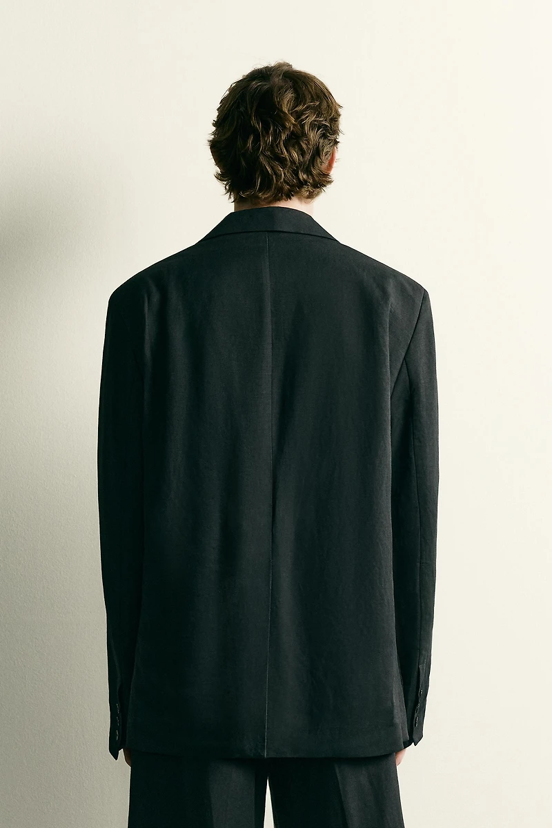 TEXTURED SUIT BLAZER