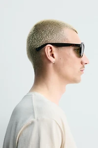 OVAL SUNGLASSES