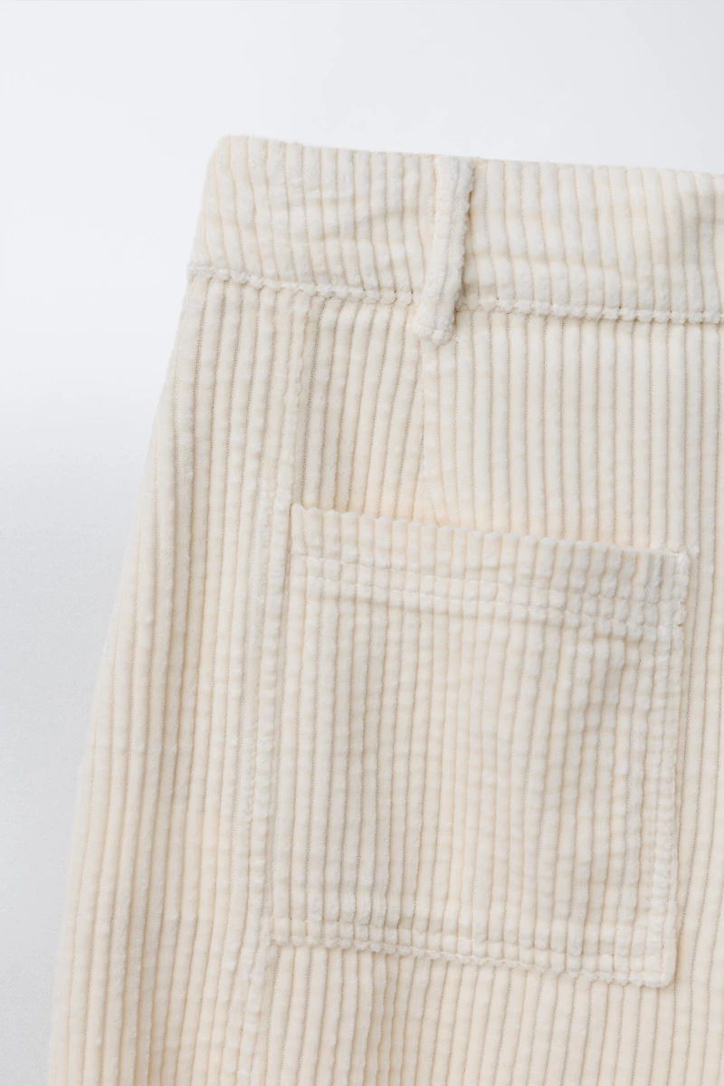 PANTALON BARREL EN VELOURS CÔTELÉ