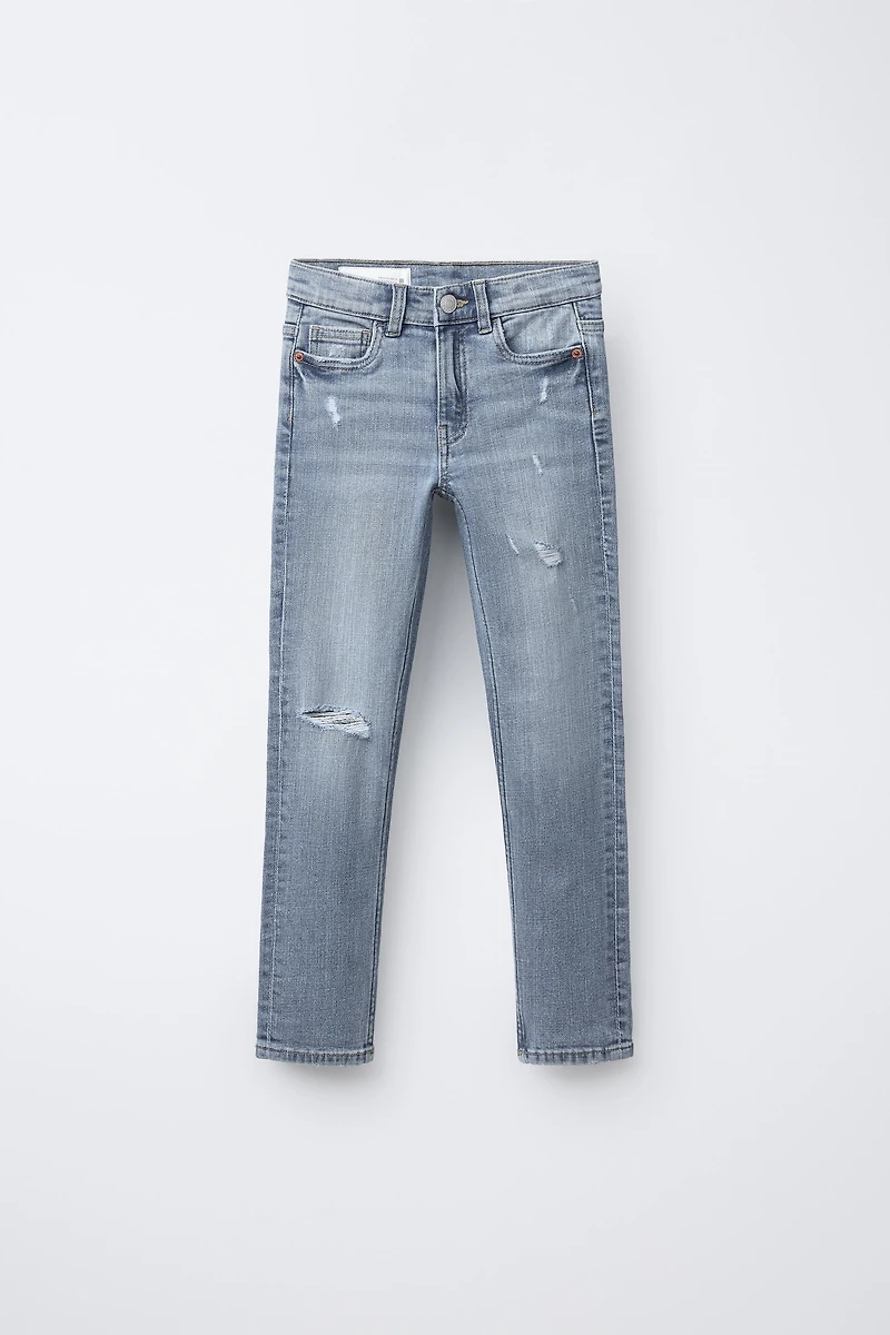 RIPPED SKINNY FIT JEANS