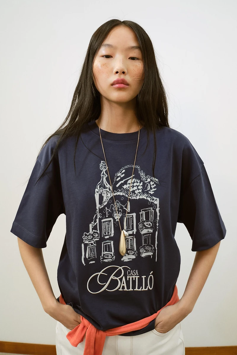 T-SHIRT IMPRIMÉ ©CASA BATLLÓ