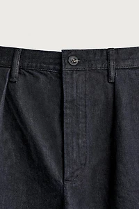 RELAXED FIT PLEATED CHINO DENIM SHORTS