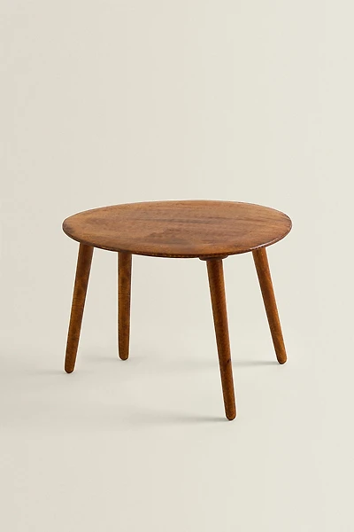 TABLE BASSE EN BOIS BISELÉE