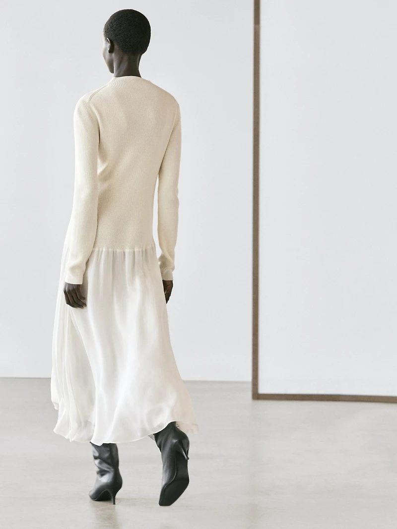 Knit dress with matching detail