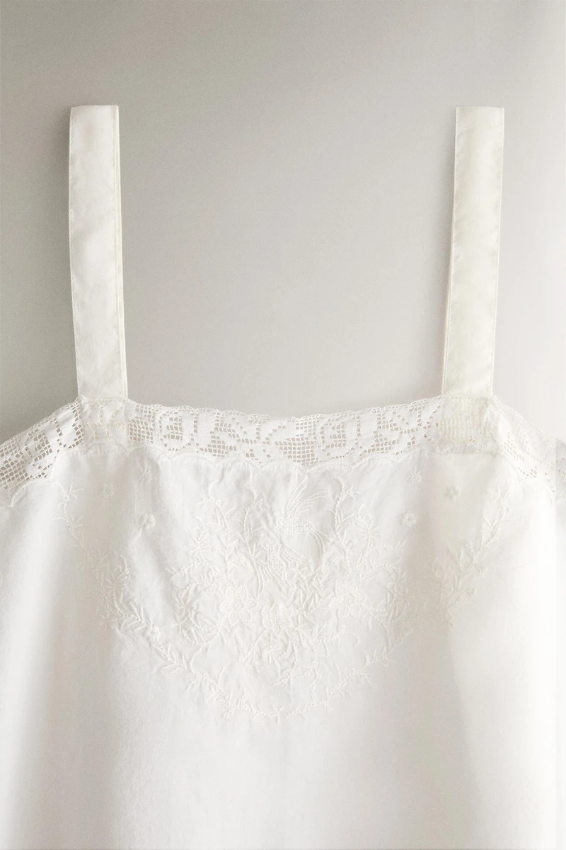 EMBROIDERED COTTON TOP