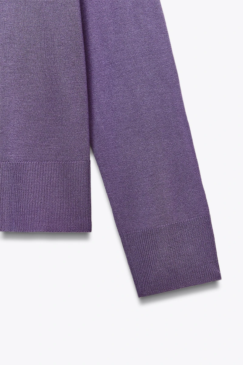 FINE KNIT SWEATER