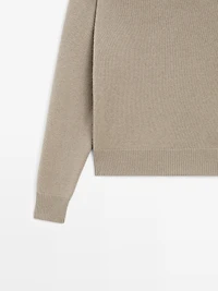 Pull à col roulé en laine mélangée