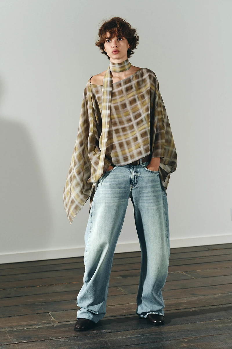 PLAID SCARF CAPE