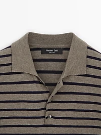 Polo en maille à rayures et manches courtes
