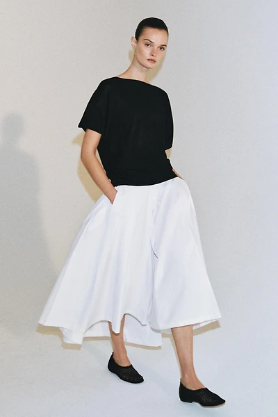 BOAT NECK KNIT TOP