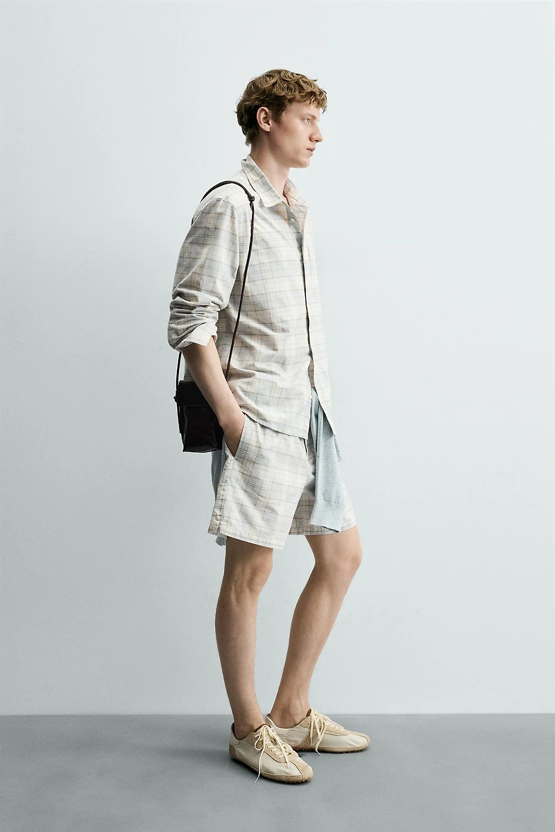 REGULAR FIT PLAID SHORTS