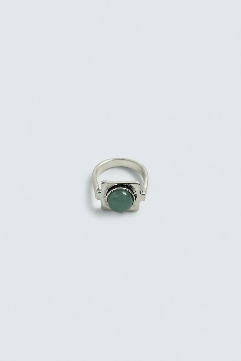 BAGUE CHEVALIÈRE À PIERRE