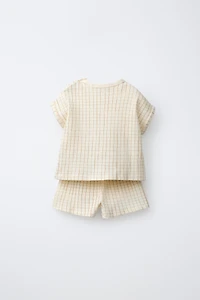 ENSEMBLE WAFFLE T-SHIRT ET BERMUDA À CARREAUX