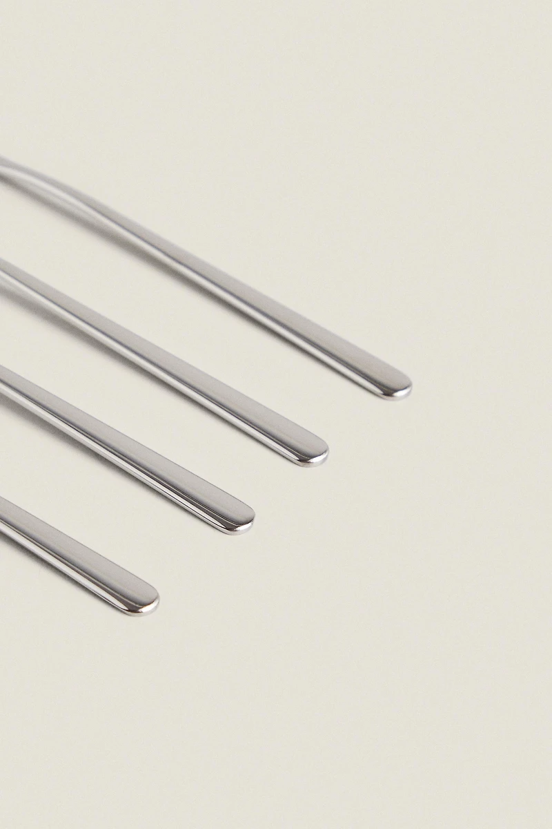 SET OF SHINY STEEL DESSERT FORKS (SET OF 4)