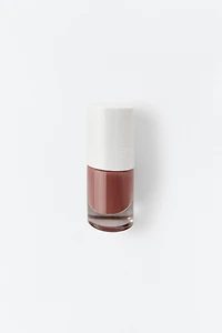NAIL POLISH