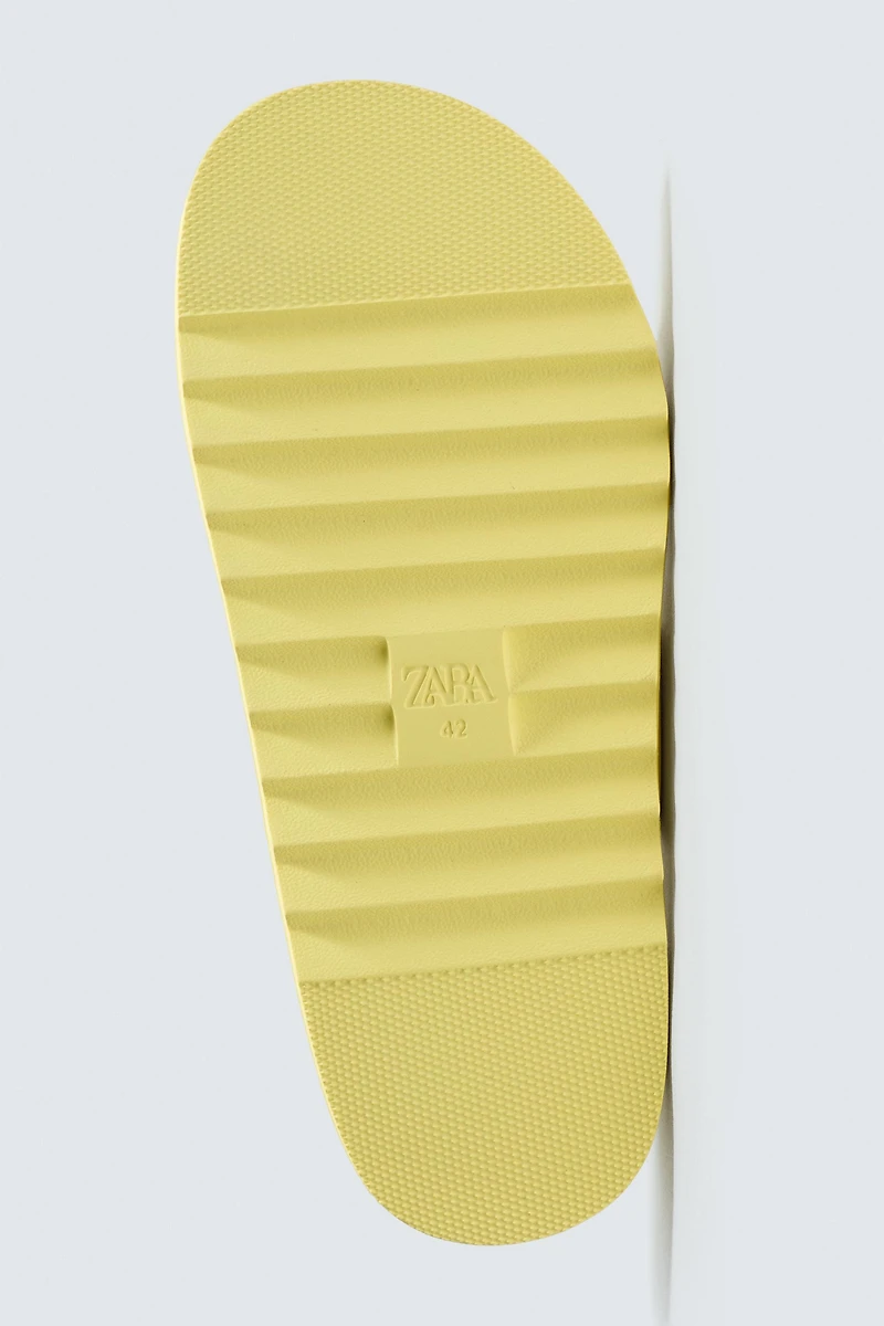 RUBBERIZED DOUBLE STRAP SANDALS