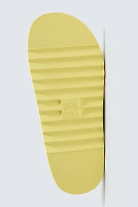 RUBBERIZED DOUBLE STRAP SANDALS