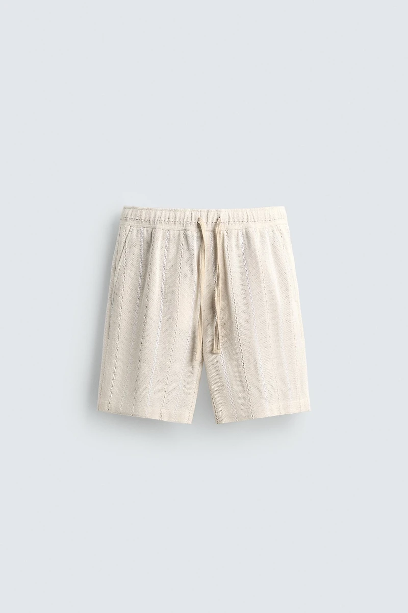 GEOMETRIC JACQUARD SHORTS