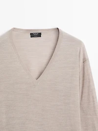 100% wool oversize knit sweater