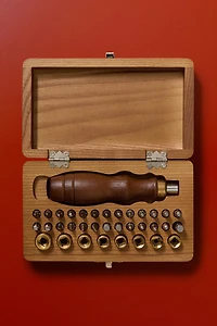 TOURNEVIS ACIER BOÎTE BOIS HÊTRE