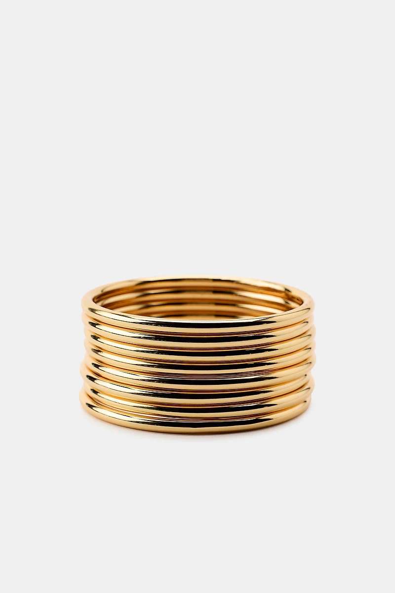 PACK OF METAL BRACELETS