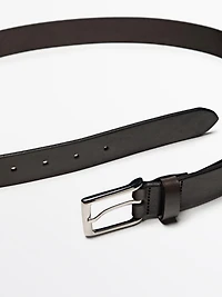 Leather belt with rectangular buckle