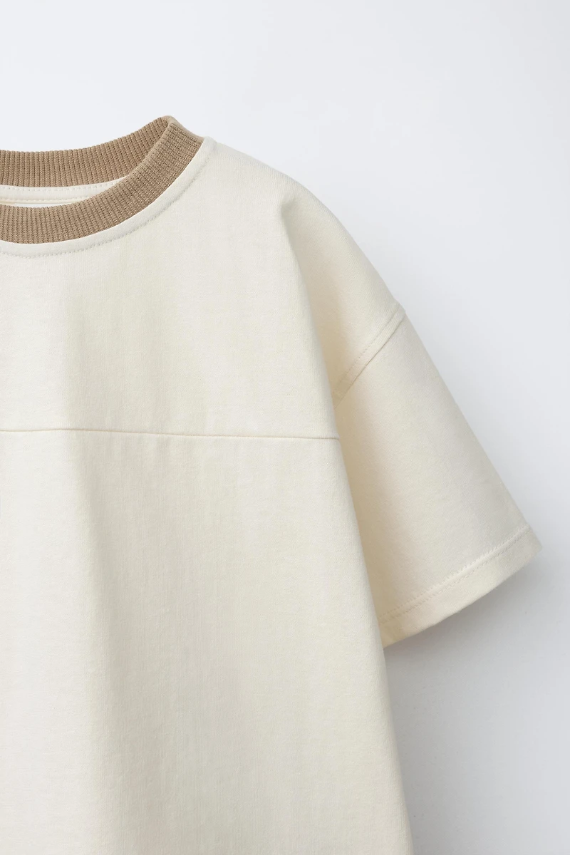 PLAIN T-SHIRT AND TOWEL EFFECT SHORTS SET