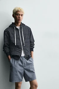 SHORT EN TWILL COUPE DÉCONTRACTÉE