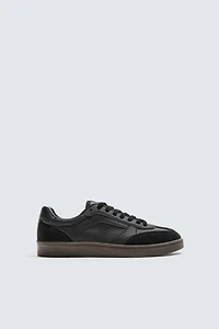 CONTRAST SOLE SNEAKERS