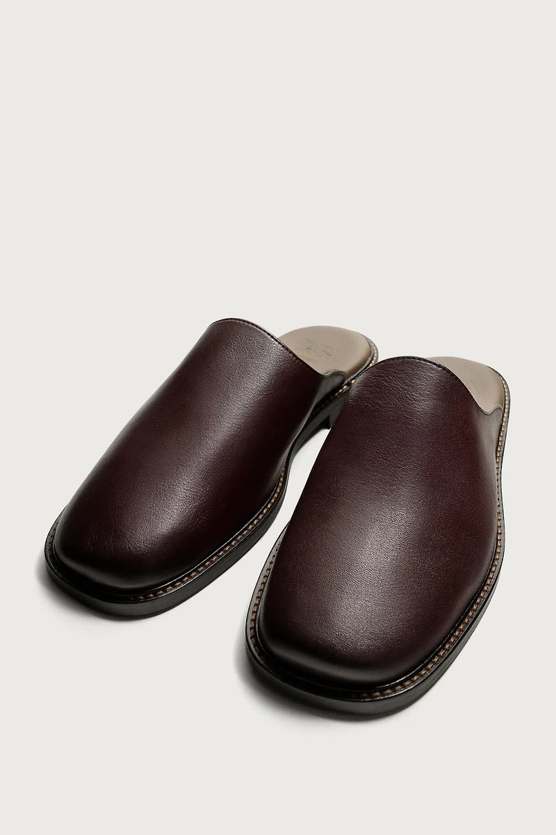 LEATHER CLOGS