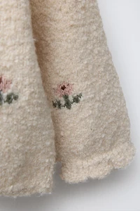 FLORAL EMBROIDERY KNIT SWEATER