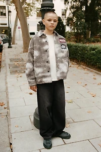 TIE-DYE FAUX SHEARLING PATCH OVERSHIRT