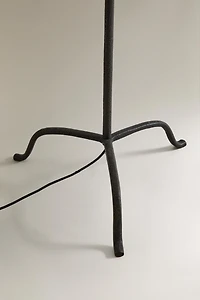 TRIPOD BASE FLOOR LAMP