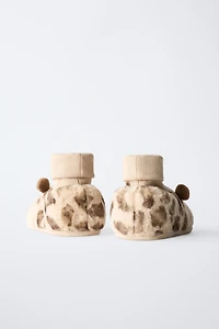 GIRAFFE SLIPPERS