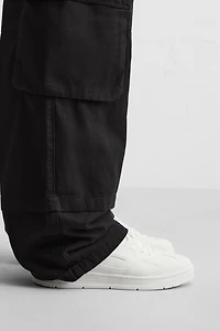 RETRO STYLE SNEAKERS