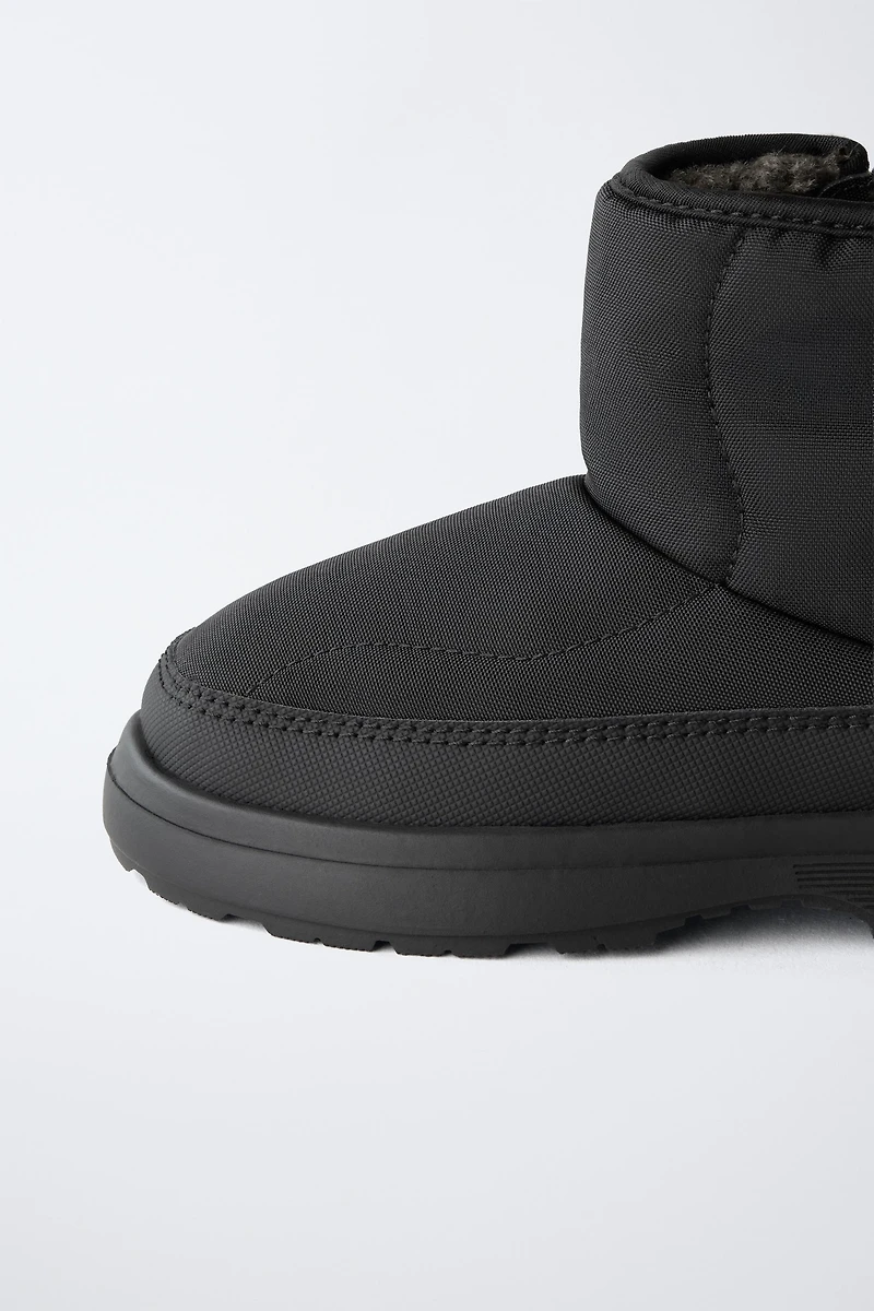 WATER REPELLENT NYLON BOOTS