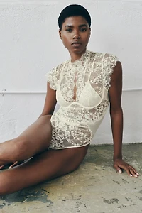 BODY À ARMATURES ET DENTELLE COMBINÉE