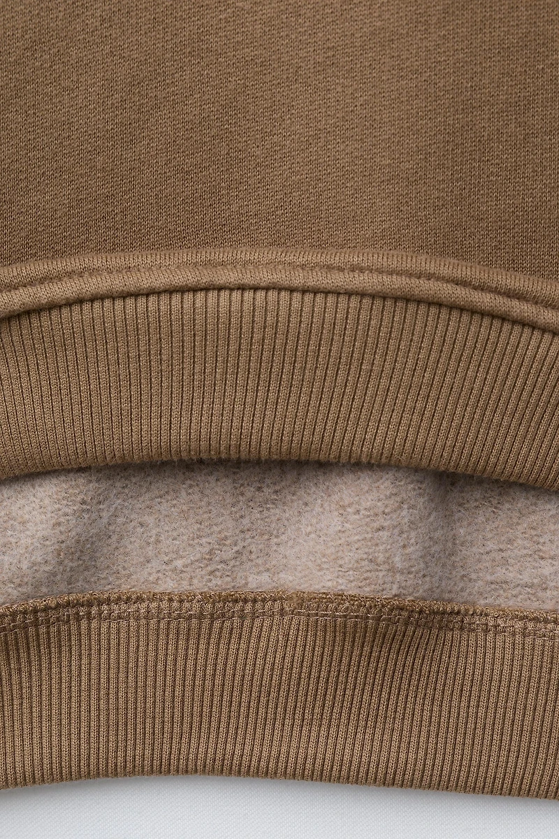 CHECKERBOARD SWEATSHIRT AND PANTS JOGGING SET