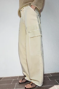 Z1975 MID-RISE BARREL CARGO JEANS