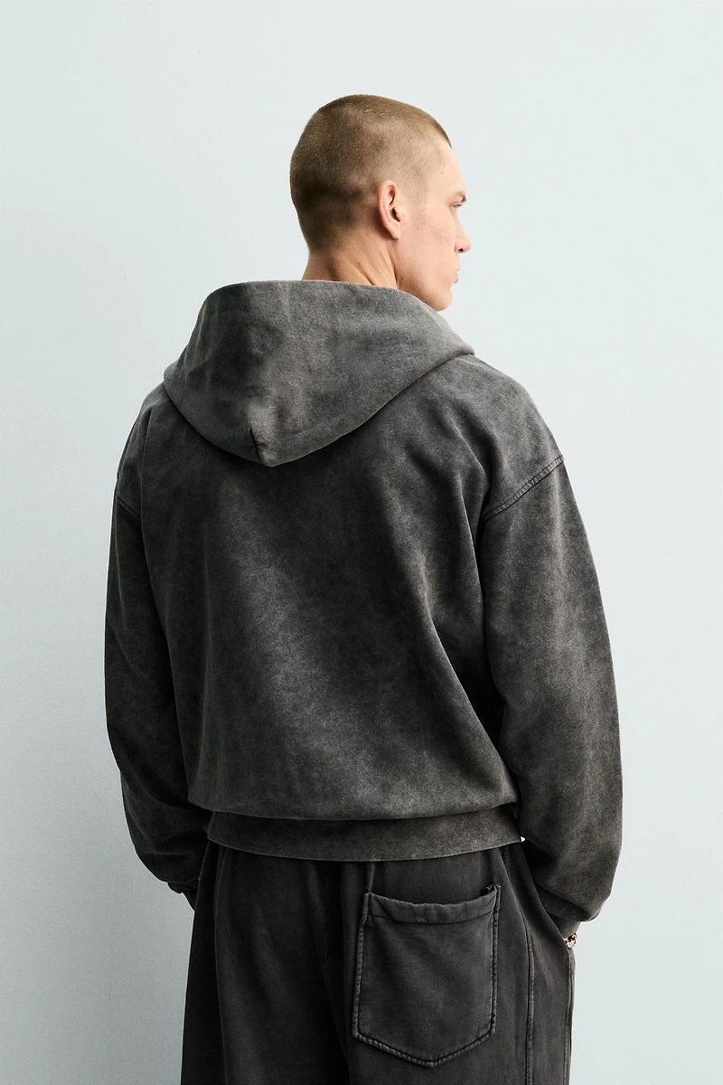 SWEAT DÉLAVÉ ZIPPÉ À CAPUCHE