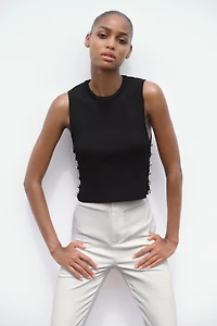 RIB KNIT TOP