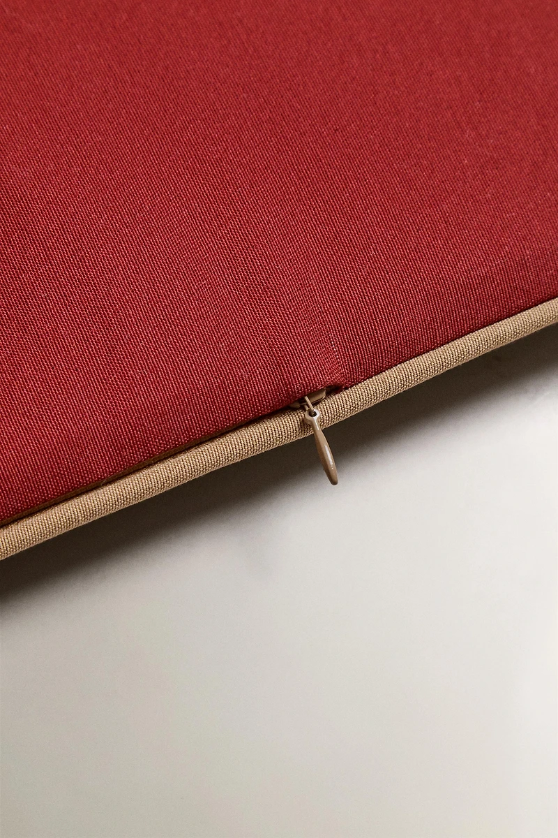 CONTRAST CHAIR BACK CUSHION