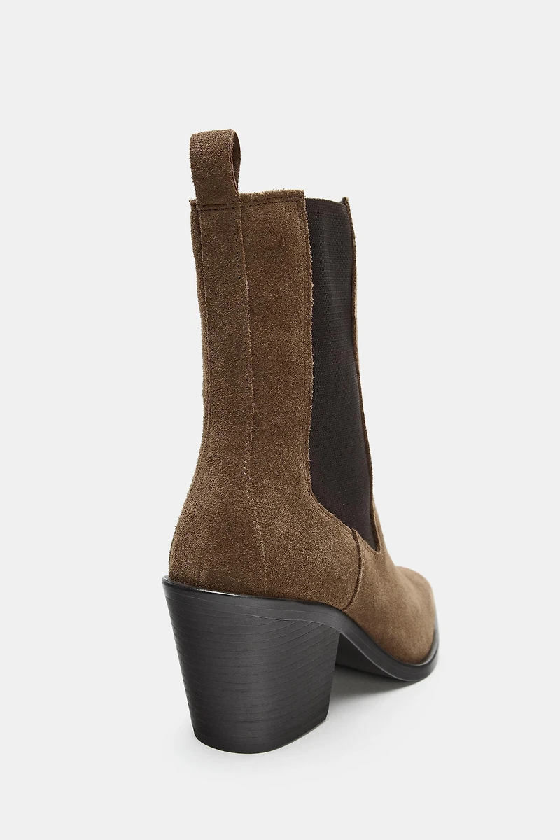 BOTTINES À TALONS EN CROÛTE DE CUIR